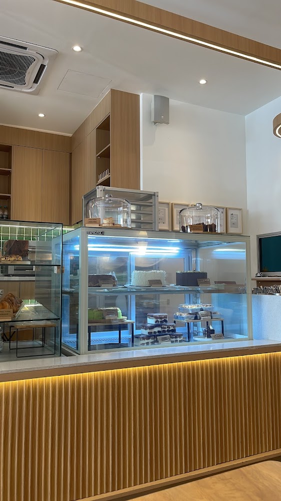 Que Cafe Pastries & Dessert
